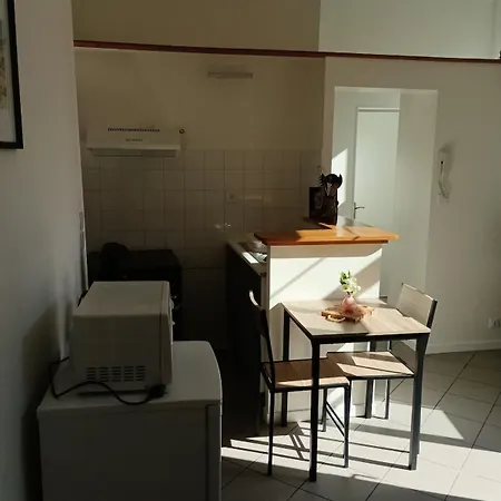 Appartement T2 Centre Avec Terrasse Bar-le-Duc