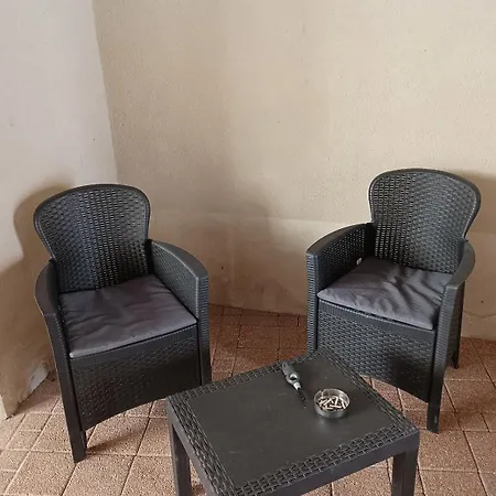 Апартаменты T2 Centre Avec Terrasse